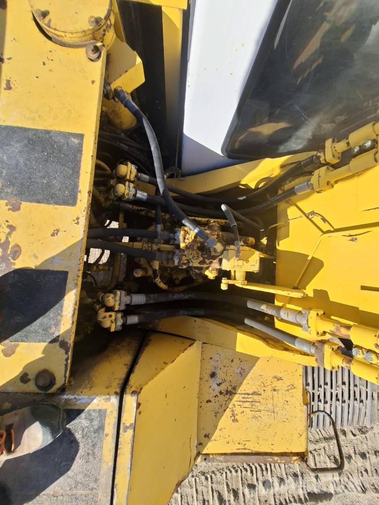 Komatsu PC 240 NLC-5K Escavadoras de rastos