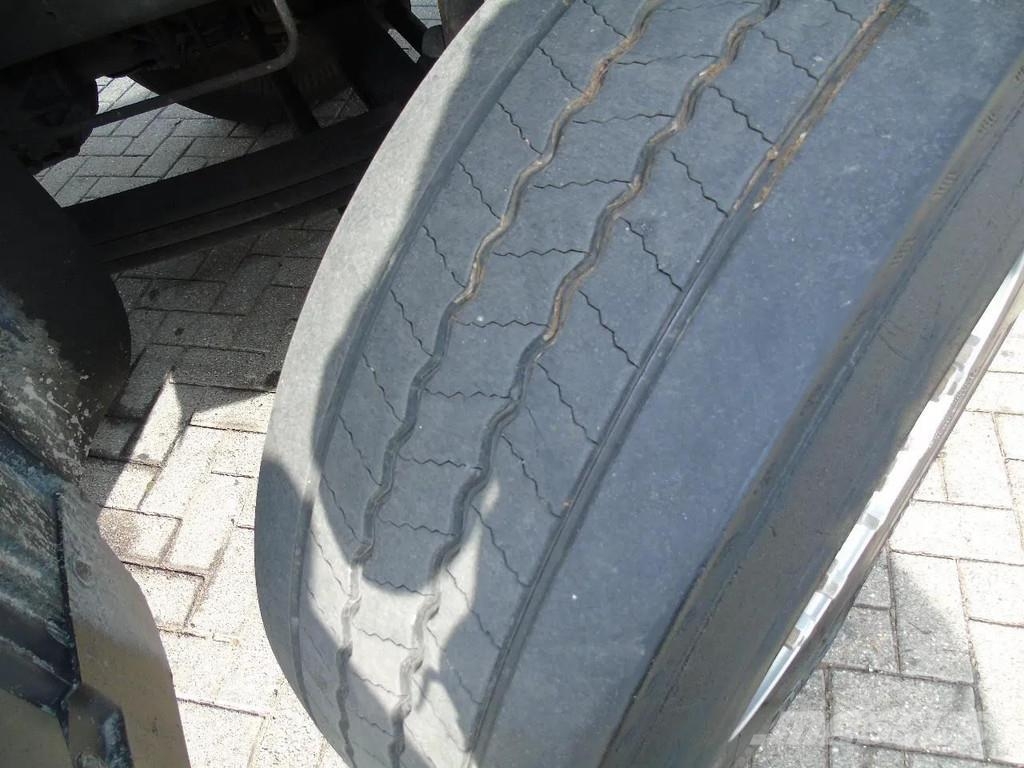 Iveco Eurocargo 75 E 180  GLASWAGEN شاحنات ذات هيكل صندوقي