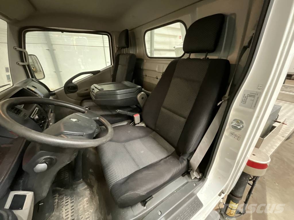 Renault Maxity 120 DXI + CTE B17 المنصات الهوائية المثبتة على شاحنة