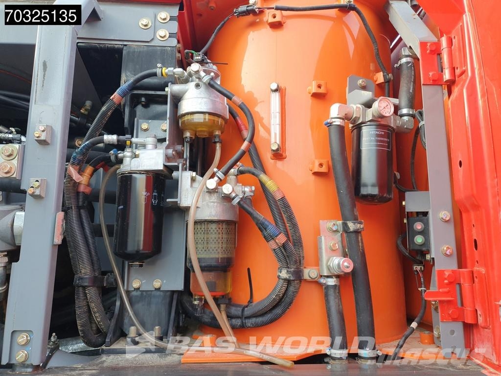 Hitachi ZX300 LCN -6 Narrow 履带挖掘机
