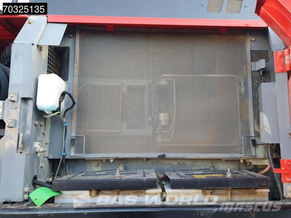 Hitachi ZX300 LCN -6 Narrow 履带挖掘机