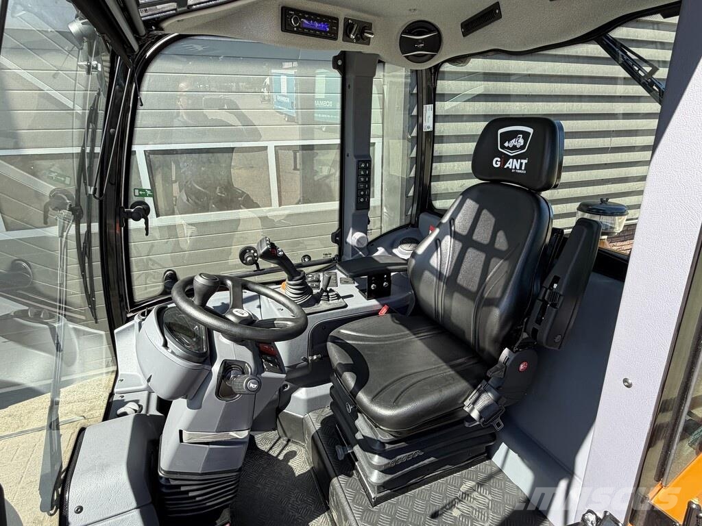 GiANT G5000 shovel NIEUW giekvering €1130 LEASE Pyöräkuormaajat