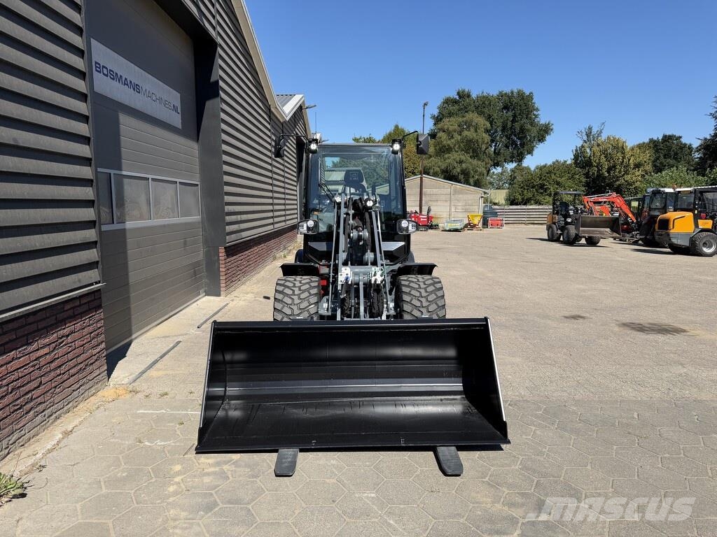 GiANT G5000 shovel NIEUW giekvering €1130 LEASE Pyöräkuormaajat