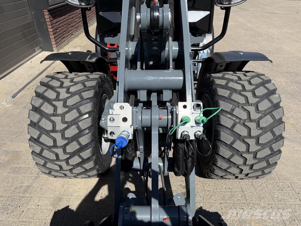 GiANT G5000 shovel NIEUW giekvering €1130 LEASE Pyöräkuormaajat
