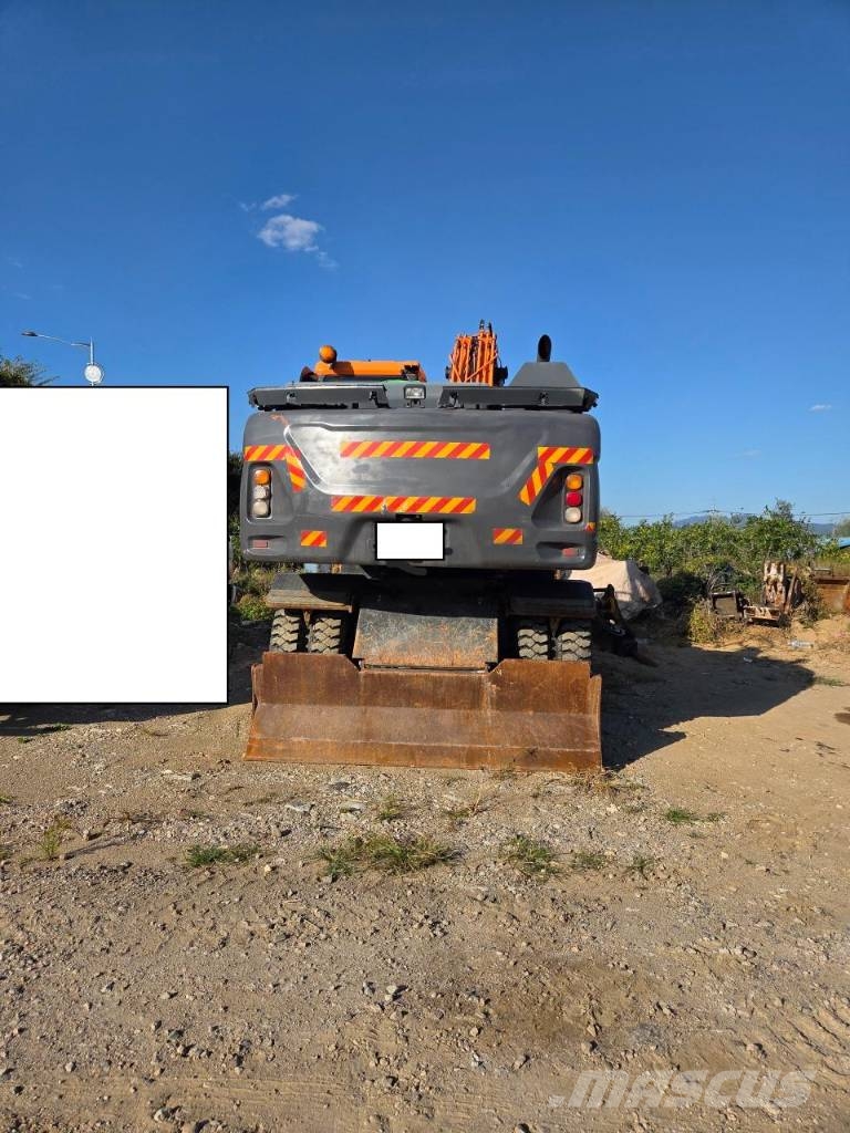 Doosan DX210W-5 ホイール式油圧ショベル(パワーショベル・ユンボ・バックホー)