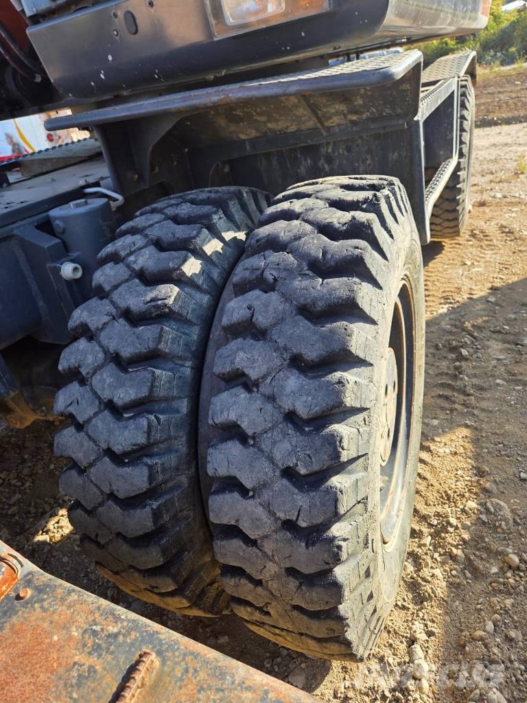 Doosan DX210W-5 ホイール式油圧ショベル(パワーショベル・ユンボ・バックホー)