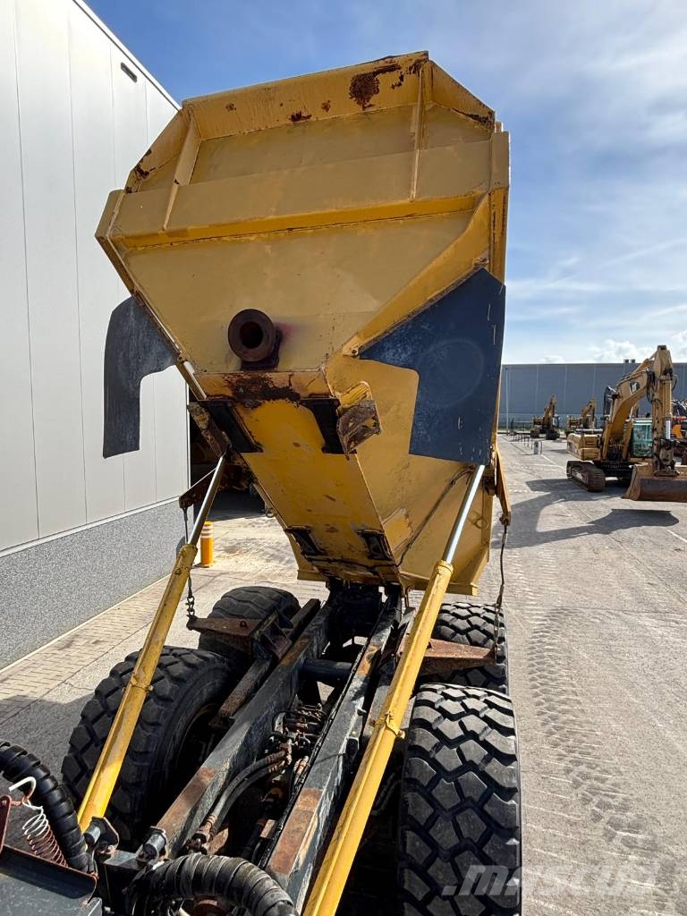 Komatsu HM 300-3 TAILGATE Artikulētie pašizgāzēji