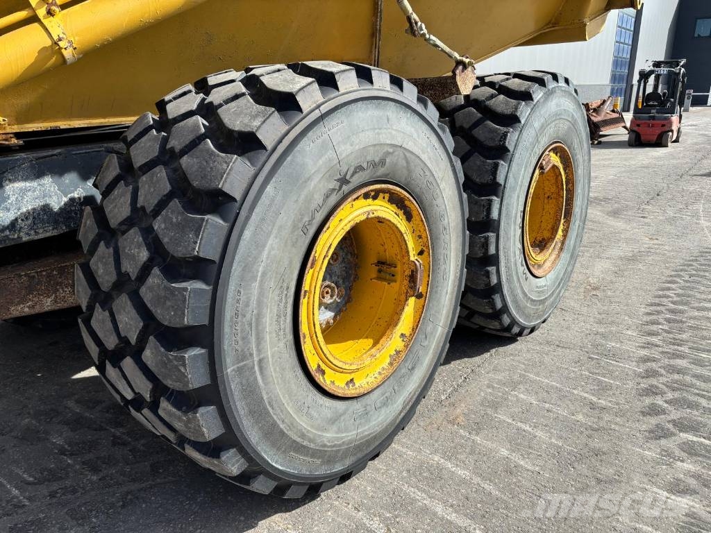 Komatsu HM 300-3 TAILGATE Artikulētie pašizgāzēji