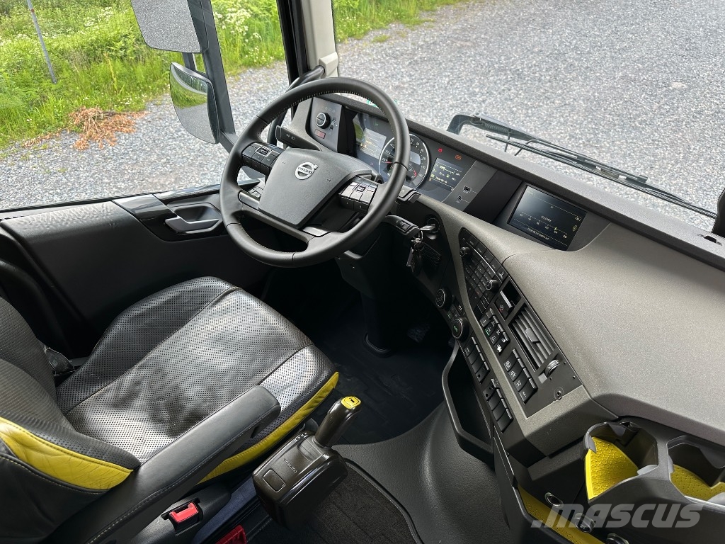 Volvo FH16 750 8x4*4 tridem, AJK koukkulaite شاحنات الرافعات الخطافية