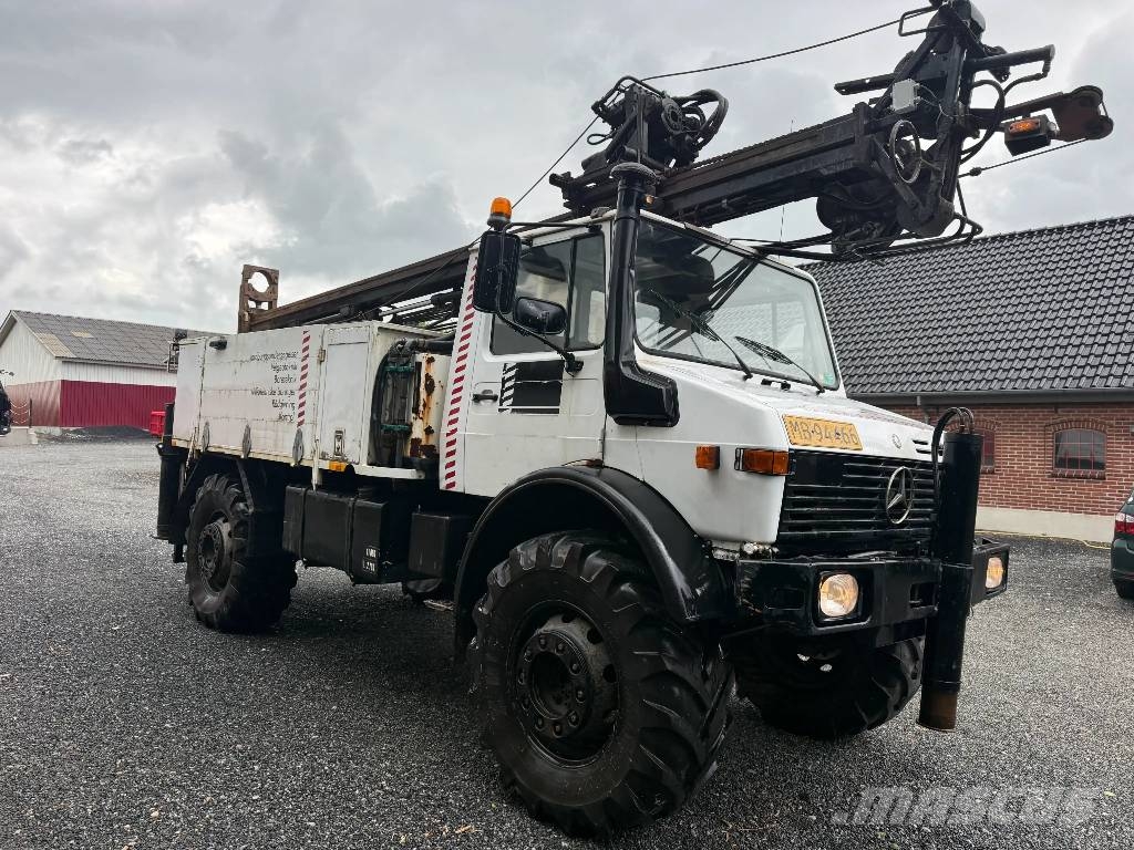 Mercede U1750 4x4 Boreudstyr 其他貨車