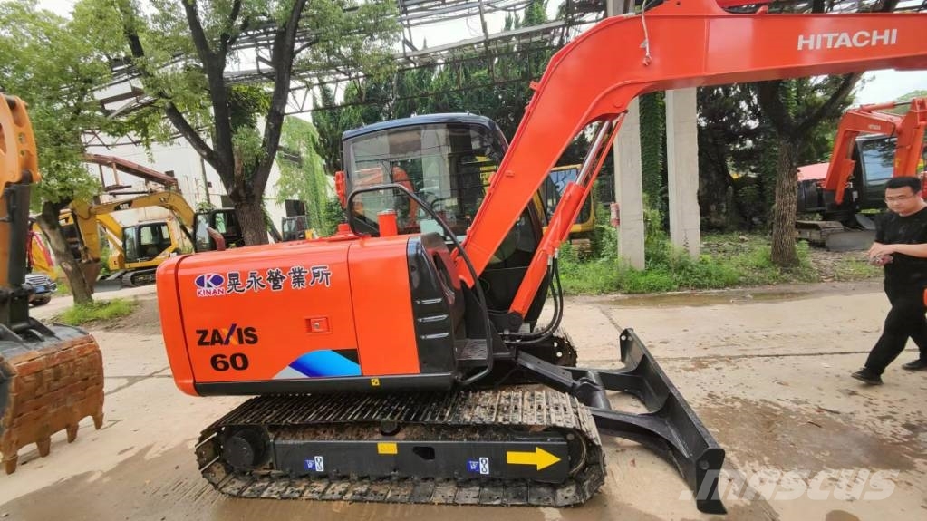 Hitachi ZX 60 Miniescavadeiras < 7t (Mini escavadeiras)