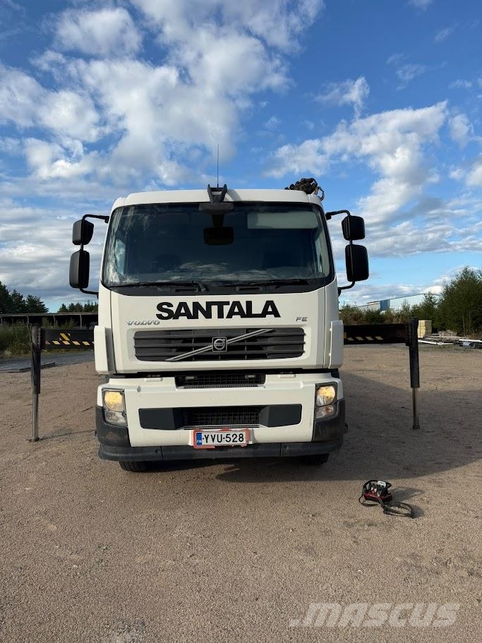 Volvo FE320 6x2 Araç üzeri vinçler