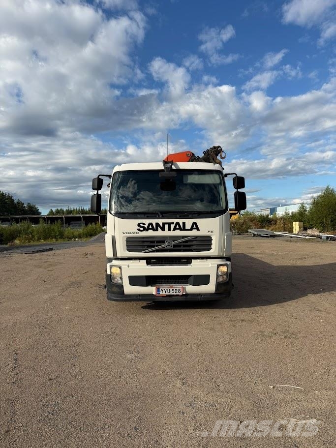 Volvo FE320 6x2 Araç üzeri vinçler