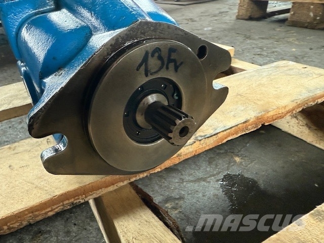 Eaton HYDRAULIC PUMP 液压