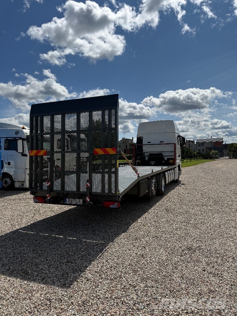 MAN TGX 26.400 Camiones portamaquinaria