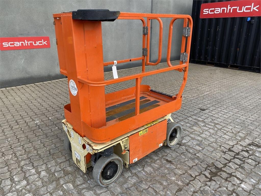 JLG 1230ES Vertical mast lifts