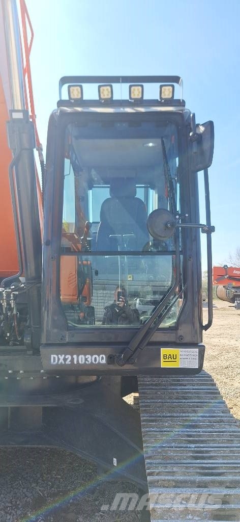Doosan Kettenbagger DX 210 LC-7 Escavadeiras de esteiras