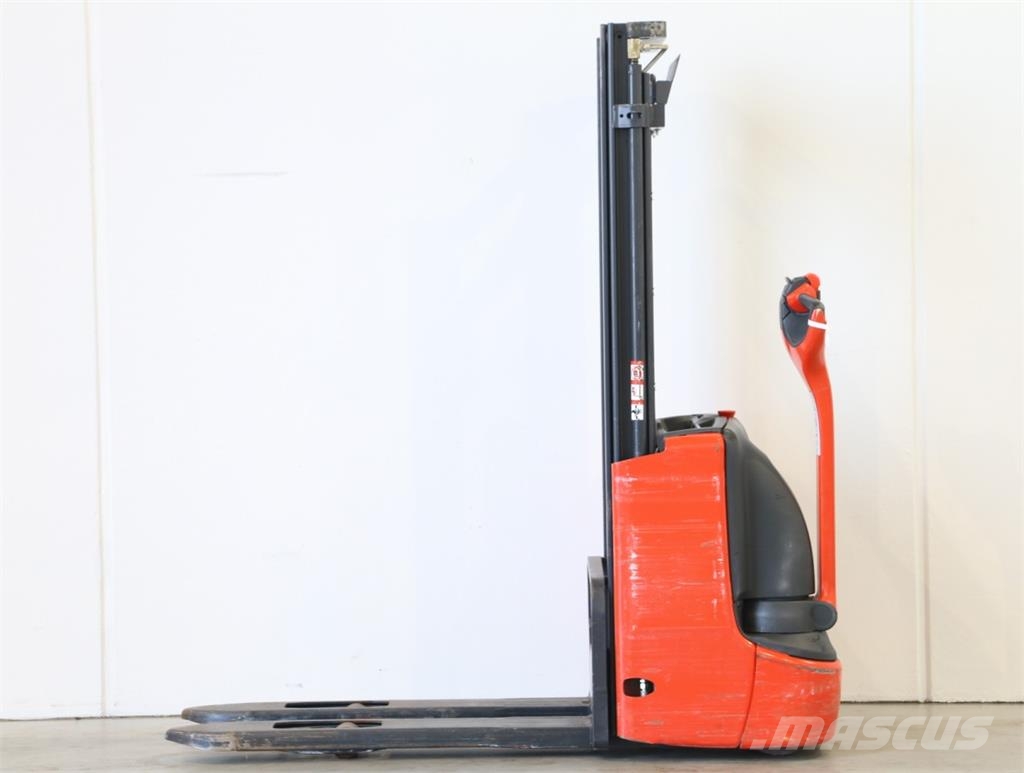 Linde L10/1172-01 Apiladores eléctricos