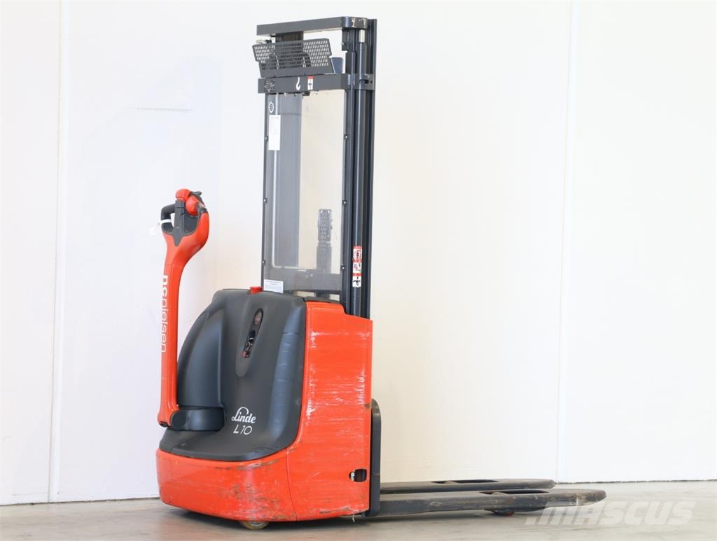 Linde L10/1172-01 Apiladores eléctricos