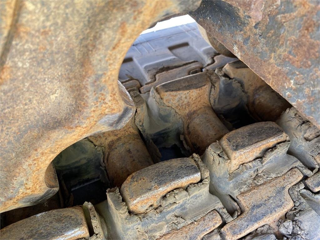 Yanmar VIO 80-1A حفارات بعجل
