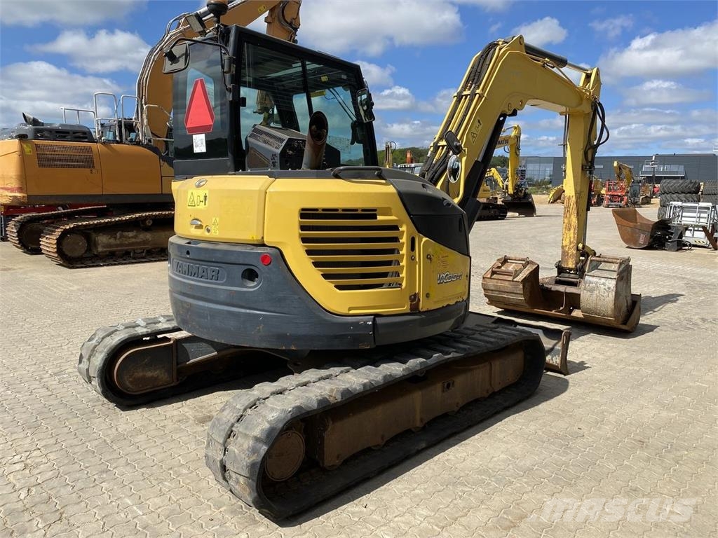 Yanmar VIO 80-1A حفارات بعجل