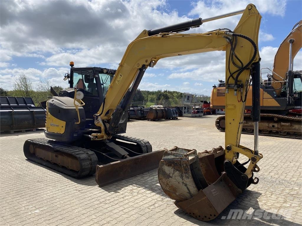 Yanmar VIO 80-1A حفارات بعجل