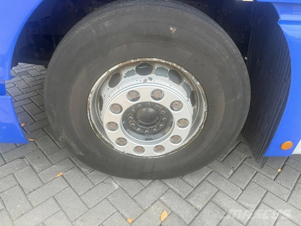 MAN TGX | Lifting axle | Steering axles | Retarder | E Tractor Units