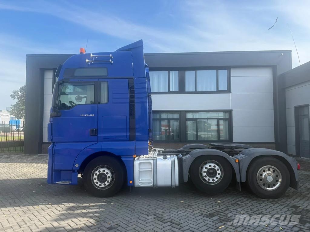 MAN TGX | Lifting axle | Steering axles | Retarder | E Tractor Units