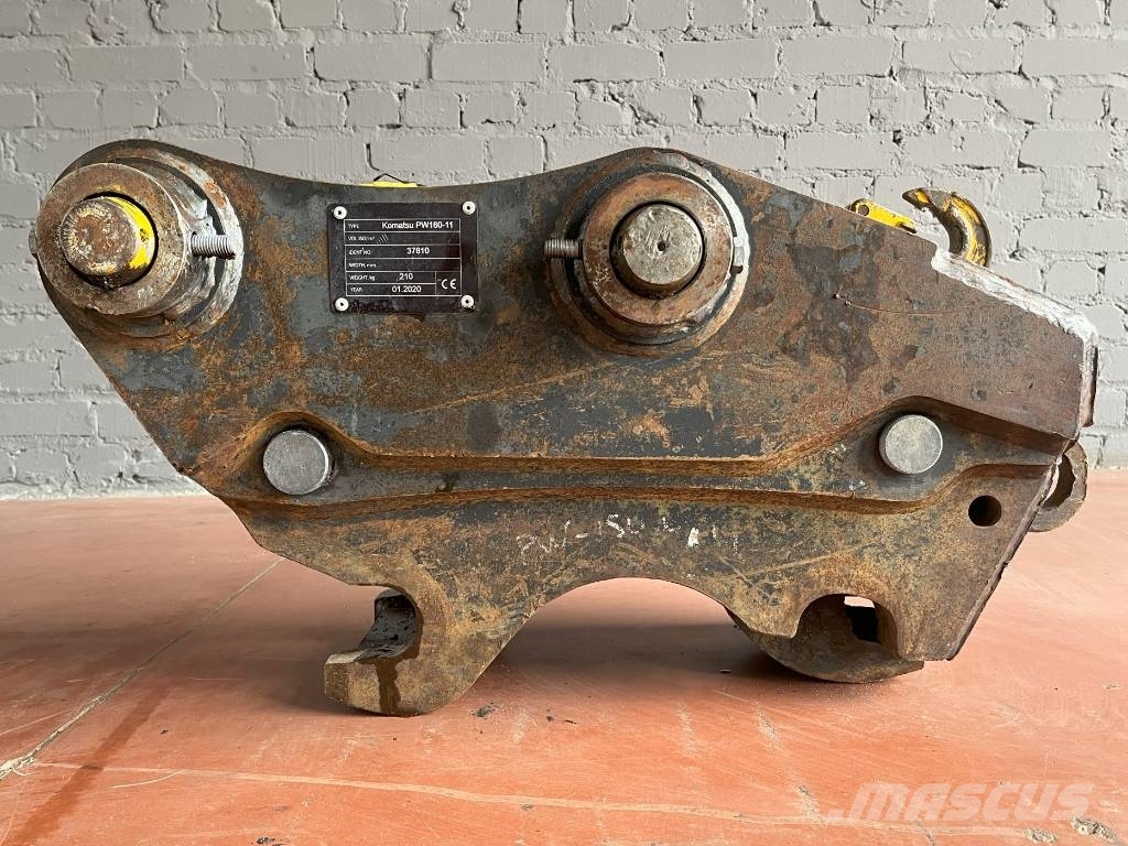 Komatsu PW160-11 Conectores rápidos