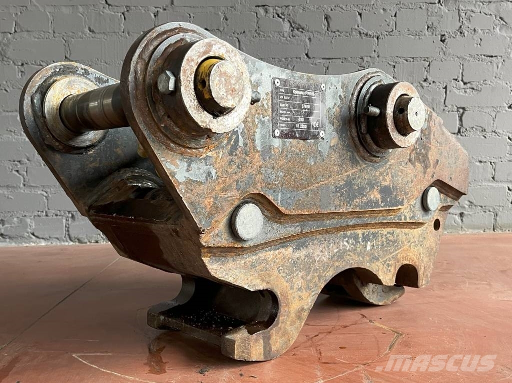 Komatsu PW160-11 Conectores rápidos