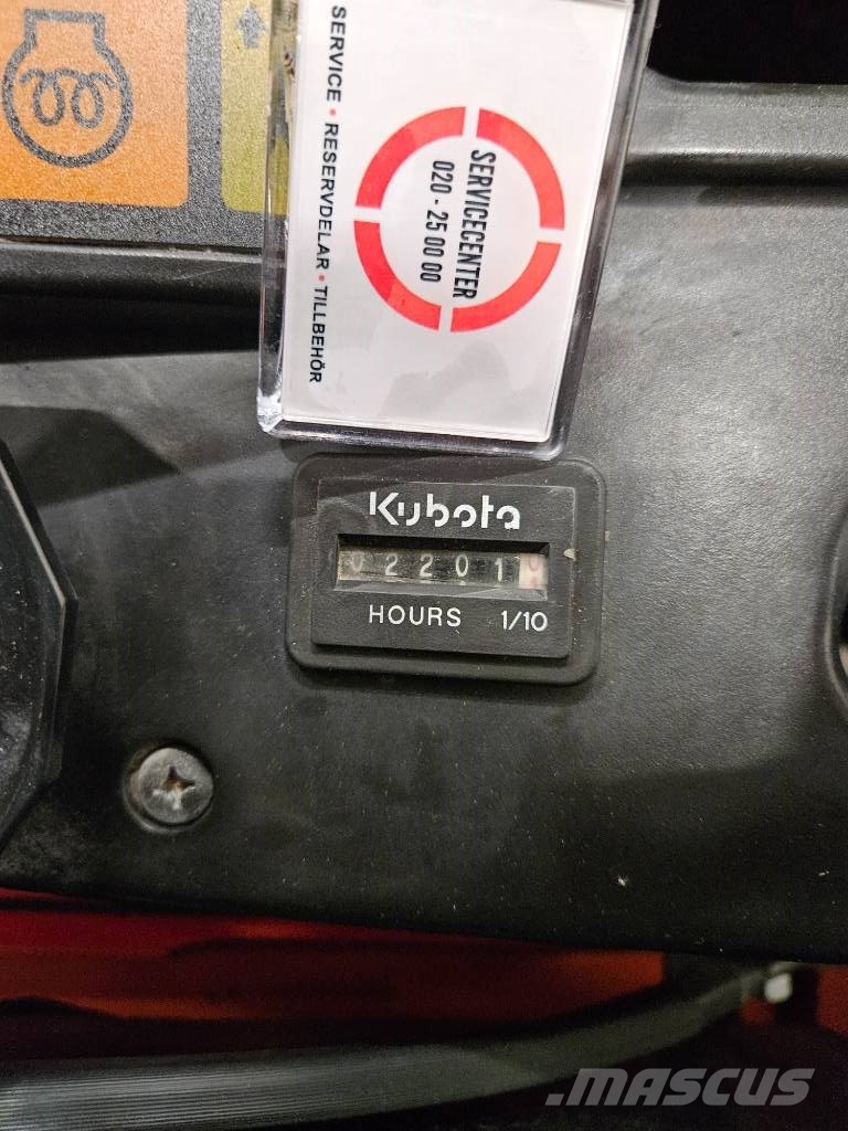 Kubota ZD 326 Vrtni traktor kosilnice