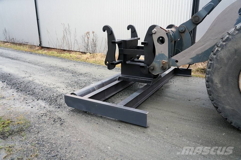 SPARA 5000 KRONOR! Planeringsbalk grävmaskin Other components