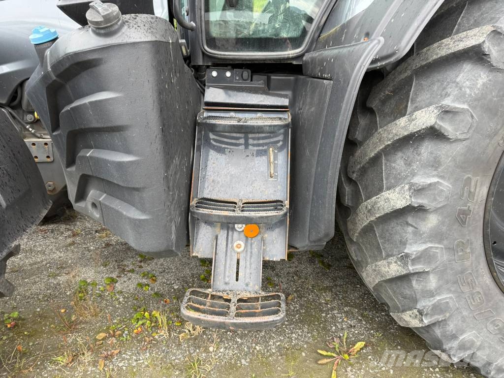 Valtra T 214 D Full GPS الجرارات