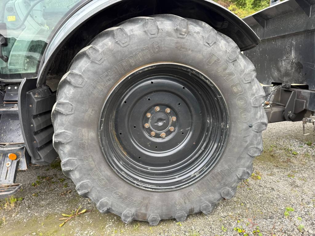 Valtra T 214 D Full GPS الجرارات