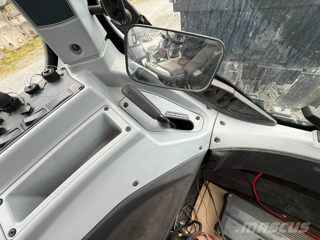 Valtra T 214 D Full GPS الجرارات