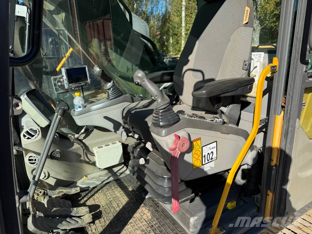 Volvo EC 210 C L Crawler excavators