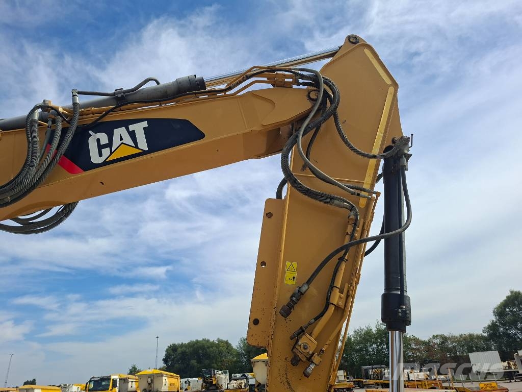 CAT 324EL Rupsgraafmachines