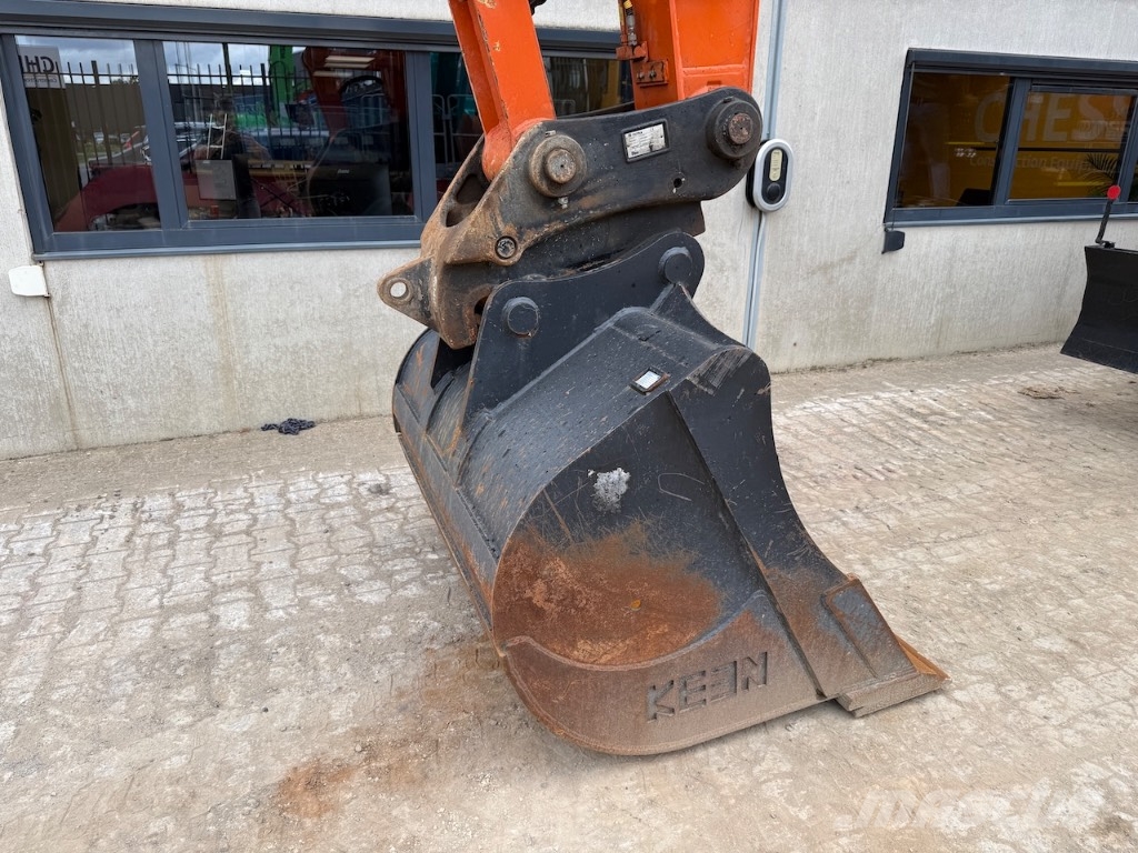 Hitachi ZX 220 W-7 - ZX 220 W - ZX 220 - ZX 180 - ZX 210 Bageri na kotačima