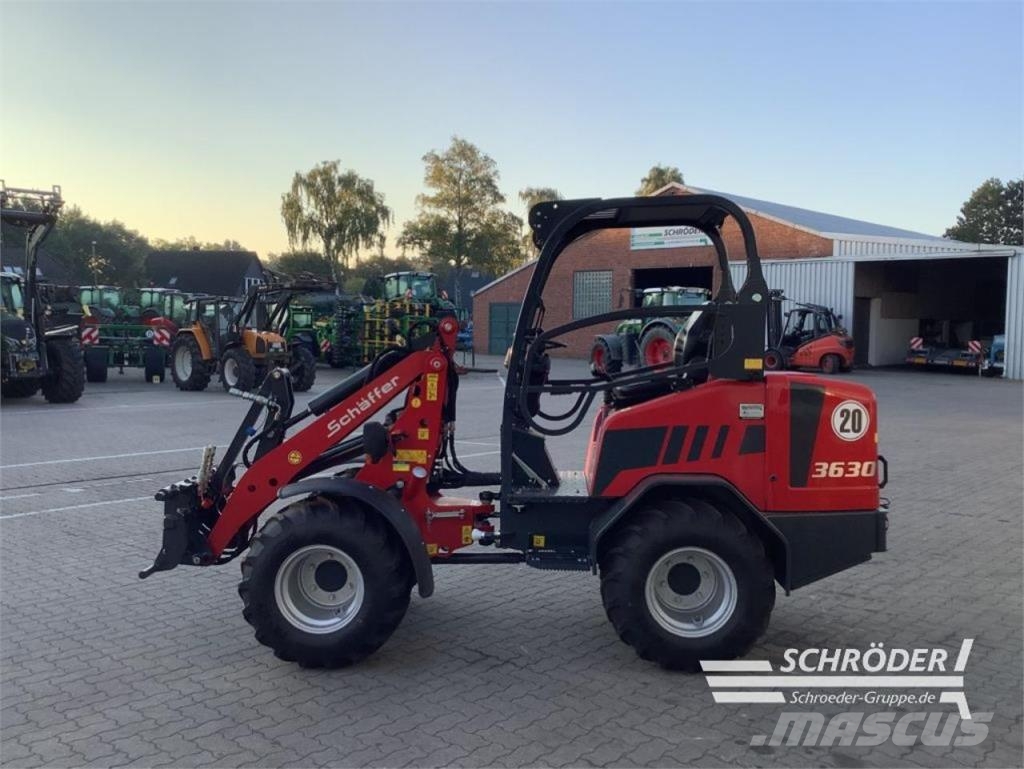 Schäffer 3630 Front loaders and diggers