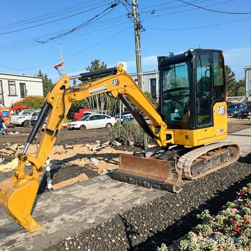 CAT 302.7 Mini ekskavatörler, 7 tona dek