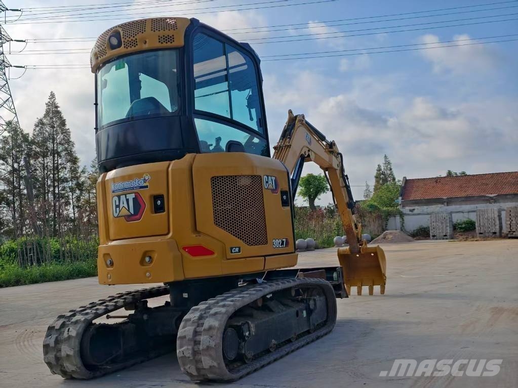 CAT 302.7 Mini ekskavatörler, 7 tona dek