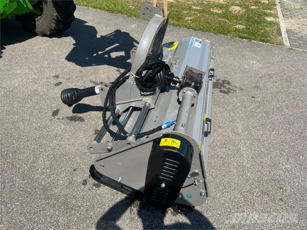 Jansen Mulcher 2.20m ,EFGCH-220, neuwertig, جزازات وأغطية المراعي