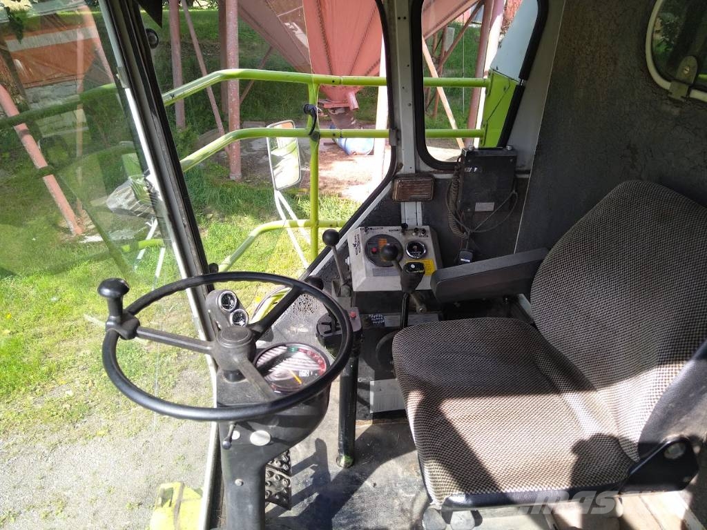 CLAAS Dominator 106 Hydro Θεριζοαλωνιστικές μηχανές