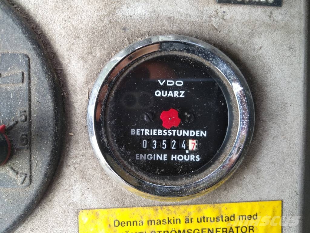 CLAAS Dominator 106 Hydro Θεριζοαλωνιστικές μηχανές