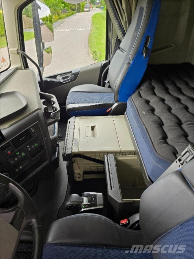 Volvo FH HIAB IQ1188 (118tm) FLY-JIB/WINCH!!2024!!69dkm! Kranen voor alle terreinen