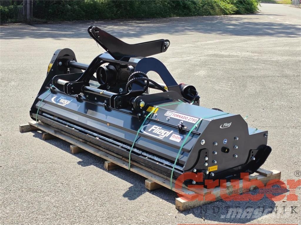 Fliegl SM Tornado 2750 جزازات وأغطية المراعي