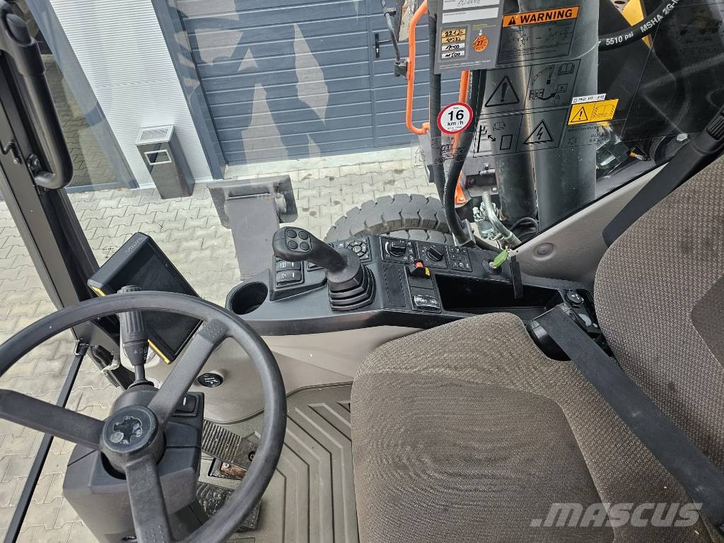 Volvo EW160E Podnoszona Kabina Bagri na kolesih