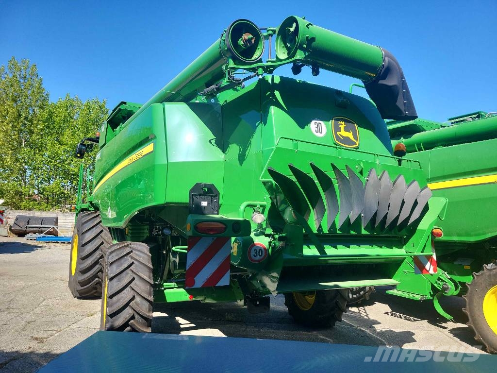 John Deere T 670 i Mietitrebbiatrici