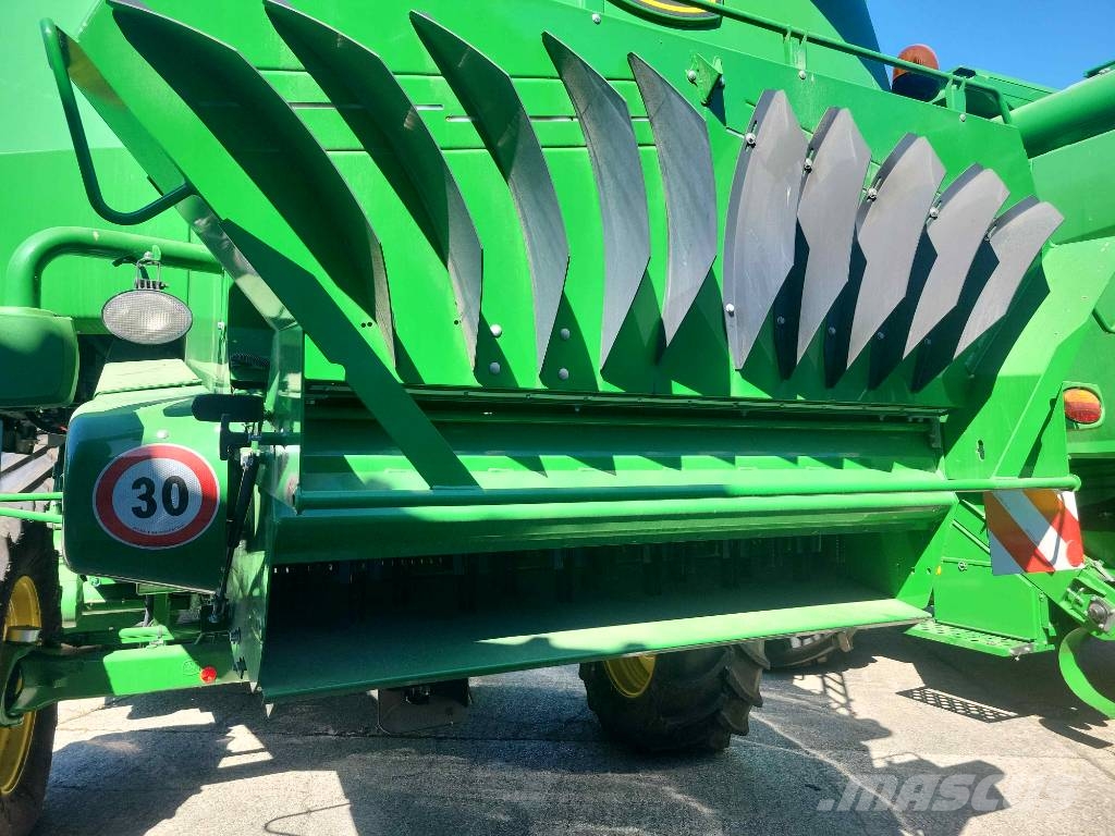 John Deere T 670 i Mietitrebbiatrici