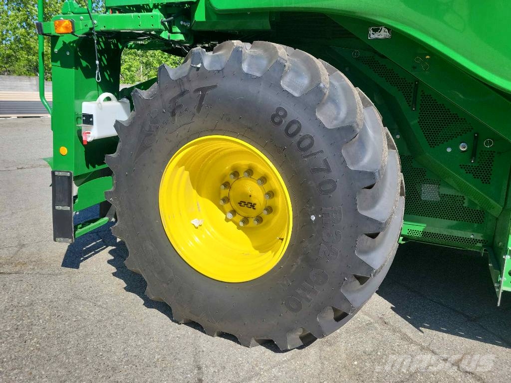 John Deere T 670 i Mietitrebbiatrici